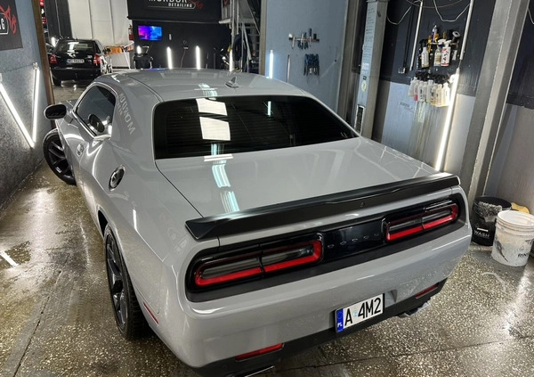 Dodge Challenger cena 185000 przebieg: 24000, rok produkcji 2022 z Legionowo małe 154